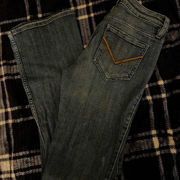 Size 4 boot cut jeans - Picture 1 of 2